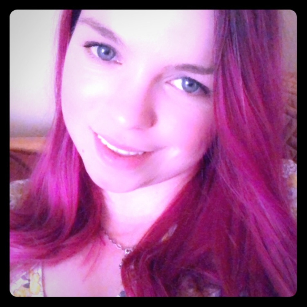 MEET YOUR POSHER! Shannon